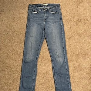 Levi’s Mid-Rise Skinny Jeans Size 8